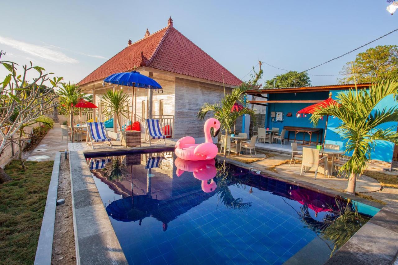 Candiva Family House Hostel Nusa Lembongan  Exterior photo